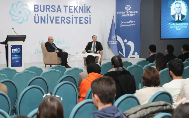 ‘BTÜ Konuşmaları’nın konuğu Rektör Şimşek oldu