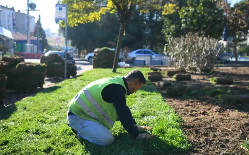 Kocaeli Çayırova’nın yeşil alanları yenileniyor